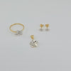 18K Gold 2 Tone Flower Set 2.5g